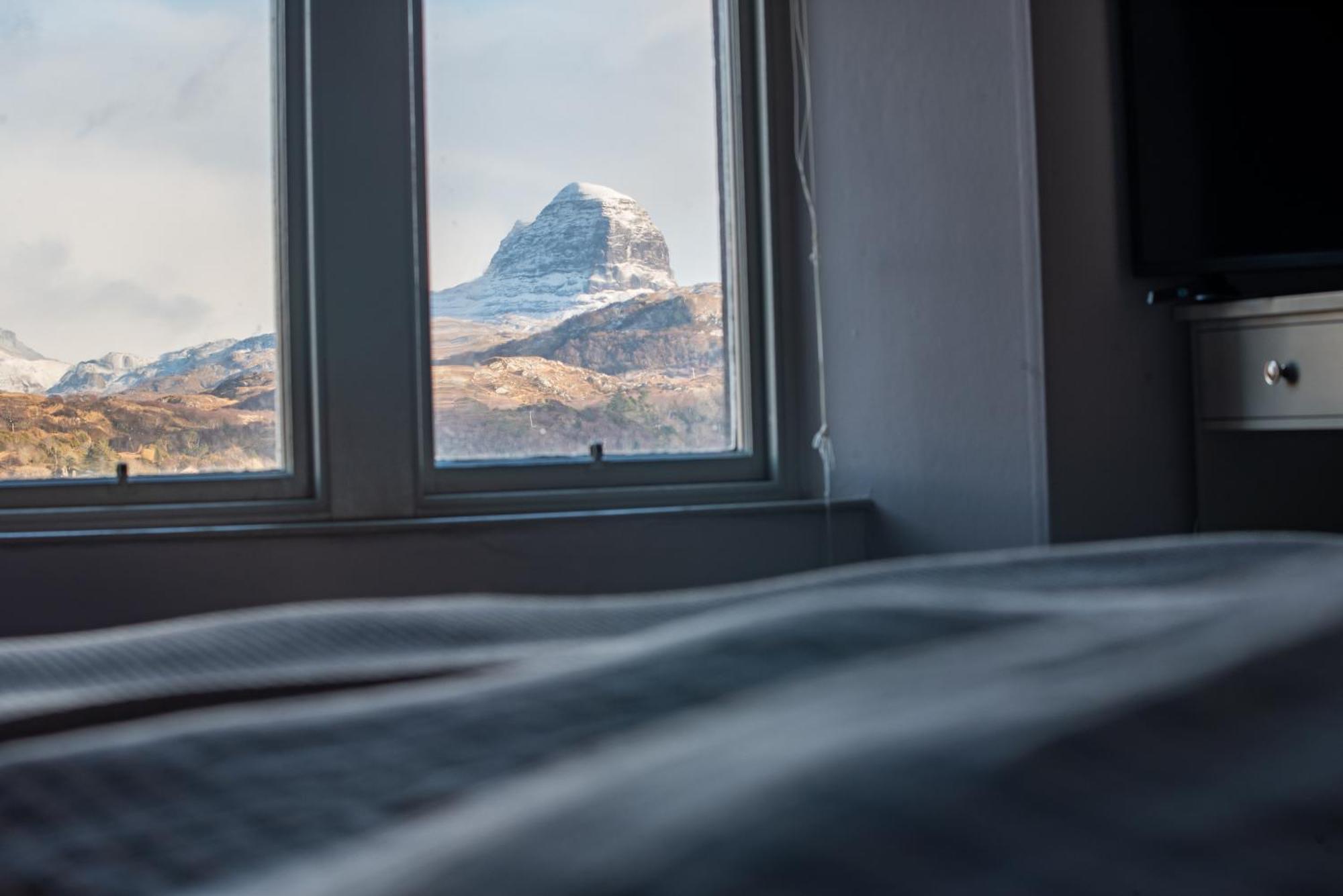 The Albannach Hotell Lochinver Exteriör bild